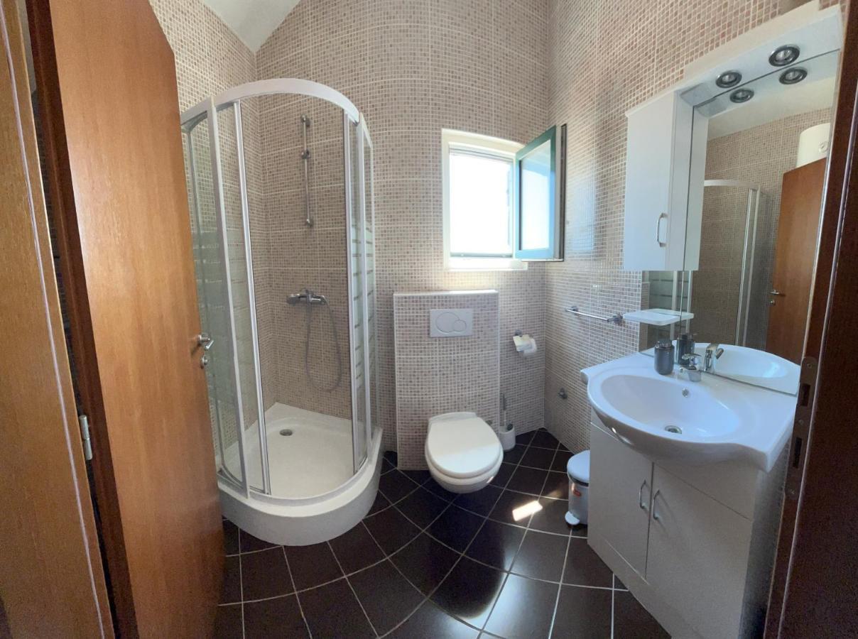 Apartments Pisacic Bibinje Εξωτερικό φωτογραφία