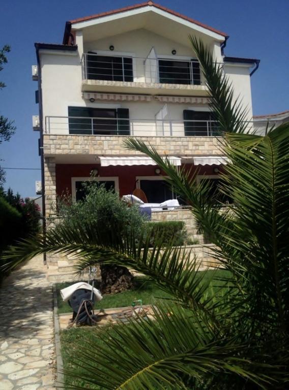 Apartments Pisacic Bibinje Εξωτερικό φωτογραφία